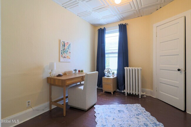 Building Photo - 28 Manning Blvd