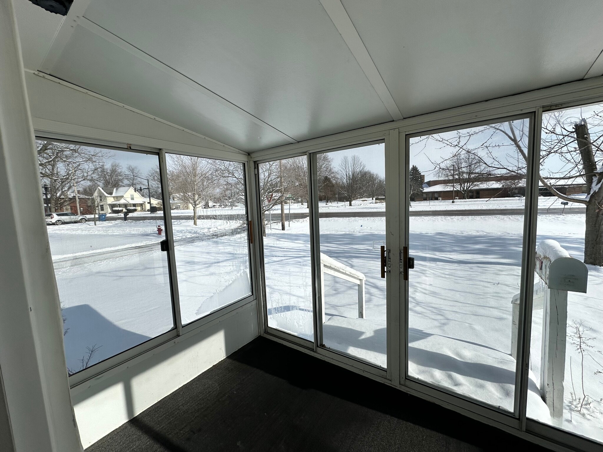 Building Photo - 1104 S Michigan St