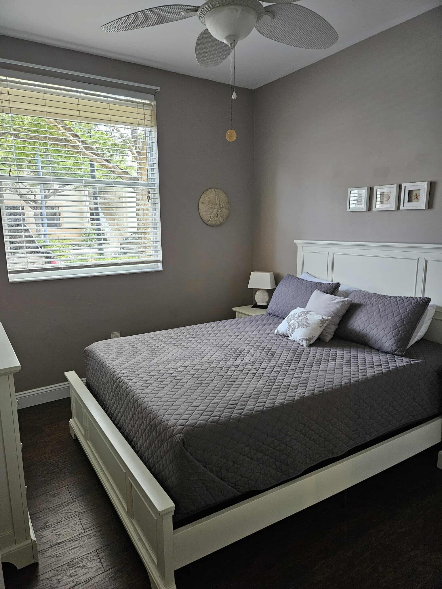 Building Photo - 15385 Bellamar Cir