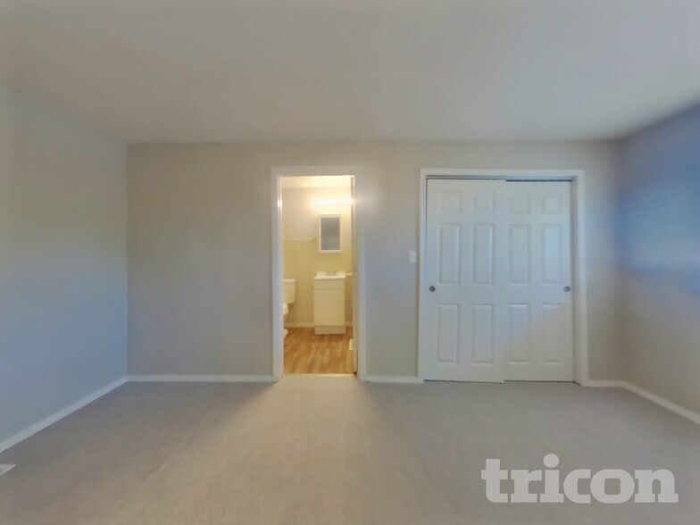 Building Photo - 2830 Judith Ln