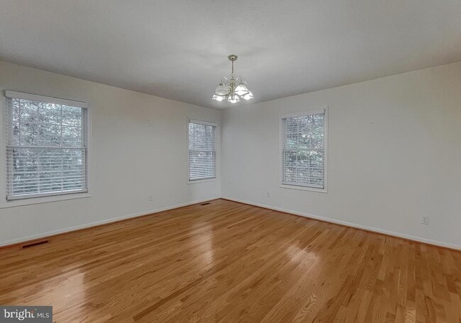 Building Photo - 19825 Fall Ct