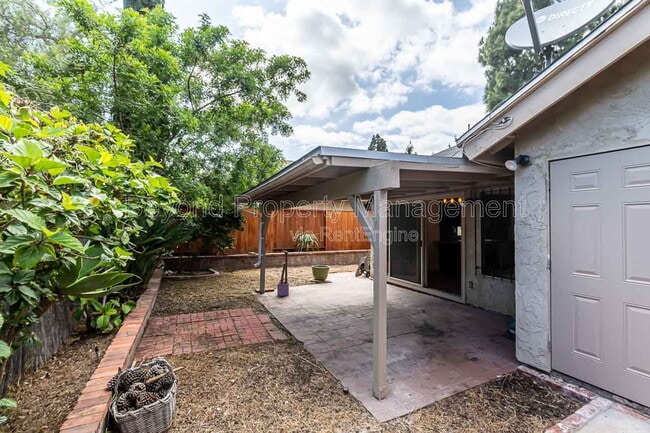 Building Photo - 3661 Cactusview Dr