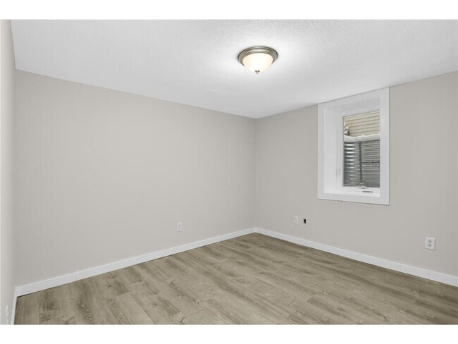 Building Photo - 3744 Perry Ave N