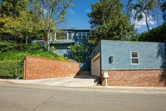 Building Photo - Charming Mid-Century Home for Lease in Pasadena’s San Rafael Hills
