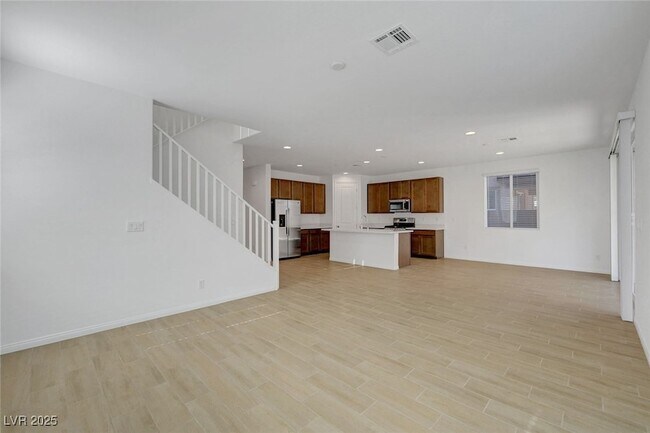 Building Photo - 9885 Angel Valley Dr