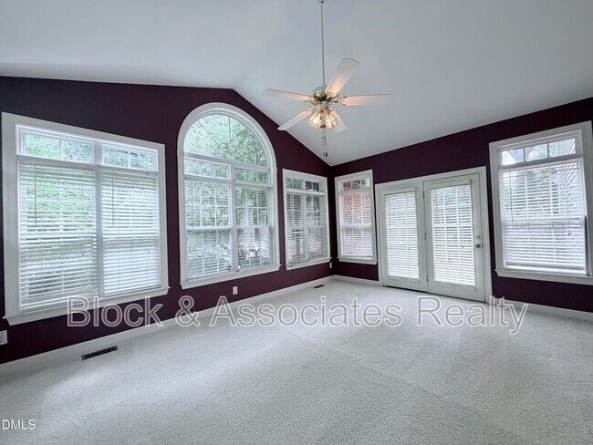 Building Photo - 603 Harold Latta Rd