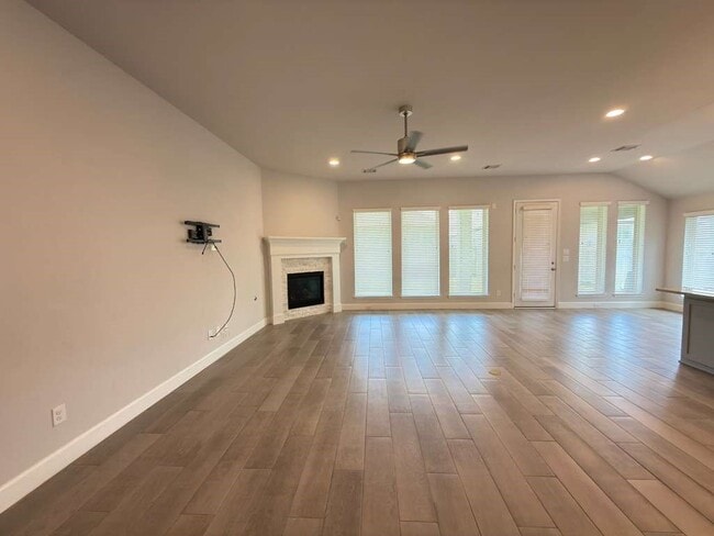 Building Photo - 7510 Spiceberry Ldg Ct