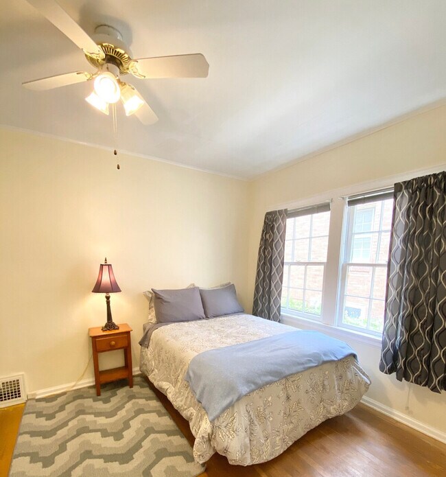 Building Photo - 3574 Lynnfield Rd