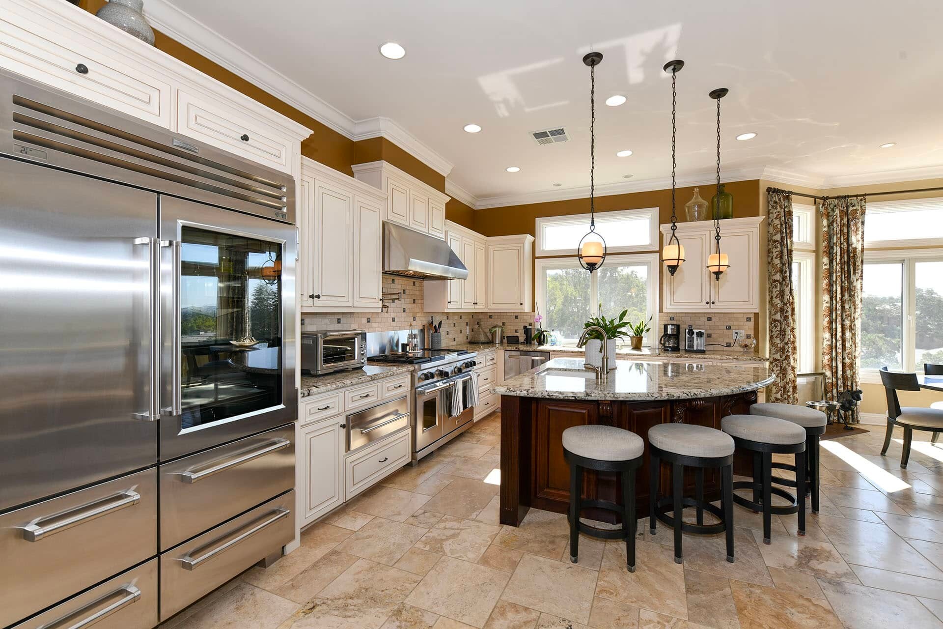 Building Photo - 21 Pinnacle Peak St