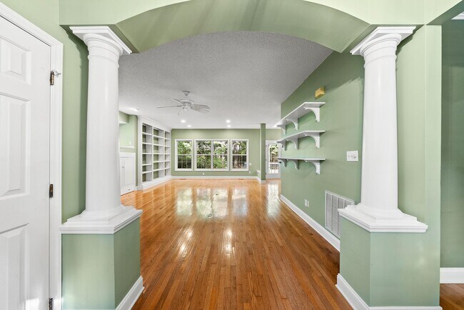 Building Photo - 3135 Lariat Ridge Dr