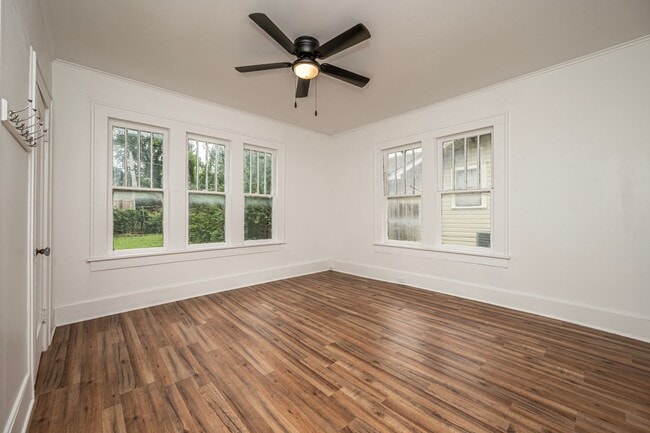 Building Photo - Updated 3/2 in  SW Ardmore