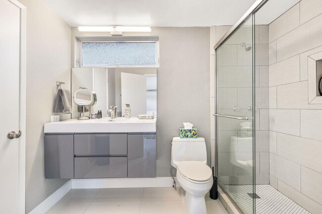 Building Photo - 73409 Little Bend Trail