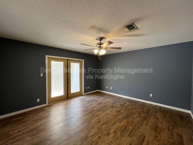 Building Photo - 5784 Twisted Oak Ct