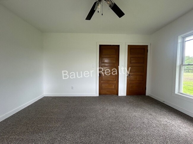 Building Photo - 1427 Township Rd 608
