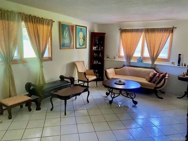 Building Photo - 253 Ackertown Rd