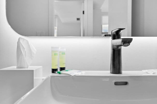 Building Photo - 227 NE 2nd St