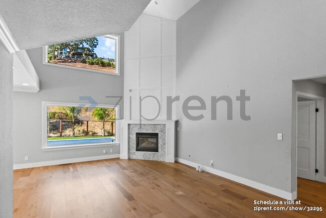 Building Photo - 144 Oakridge Dr