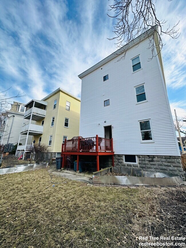 Building Photo - 6 Mortimer Pl