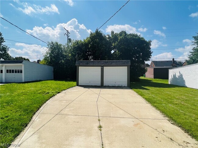 Building Photo - 4034 Stilmore Rd