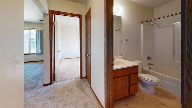 Building Photo - 4517 Steinbeck St
