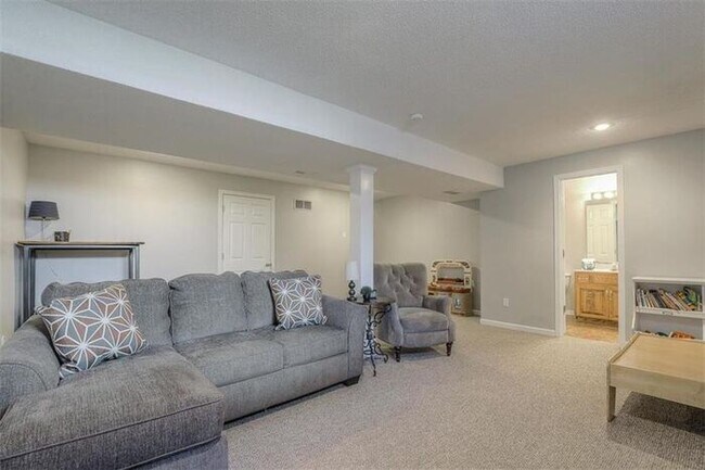 Building Photo - GORGEOUS Home in the Liberty School District-Available in JUNE!!
