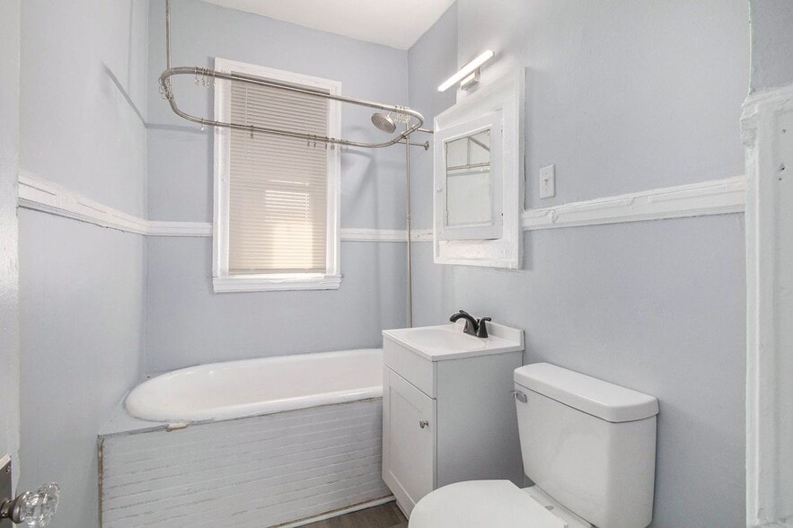 Building Photo - 3801 Ellery St