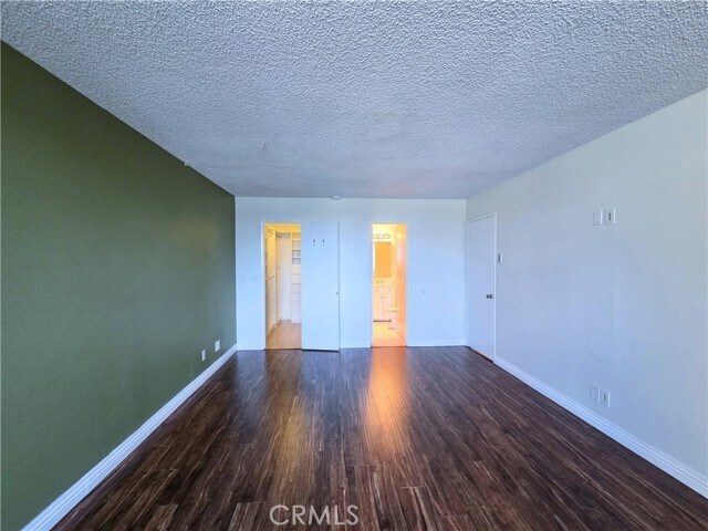 Building Photo - 4170 Elm Ave