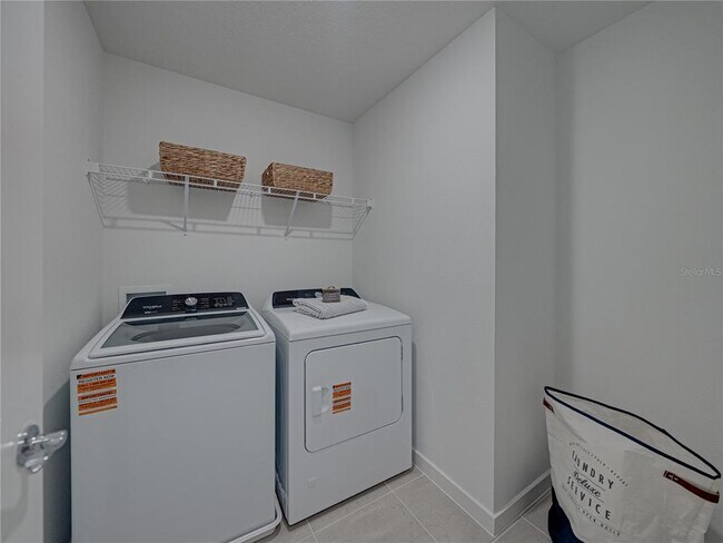 Building Photo - 1076 Kistna Dr