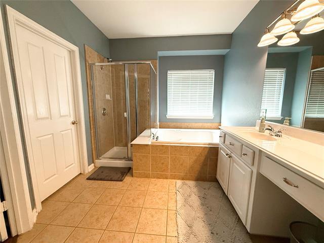 Building Photo - 6852 Seacoast Dr