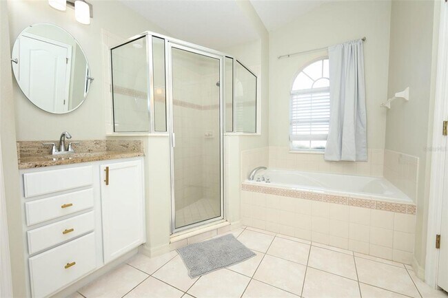 Building Photo - 200 Patrice Hope St