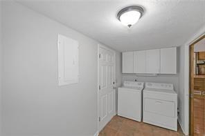 Building Photo - 1038 Seven Springs Cir NE