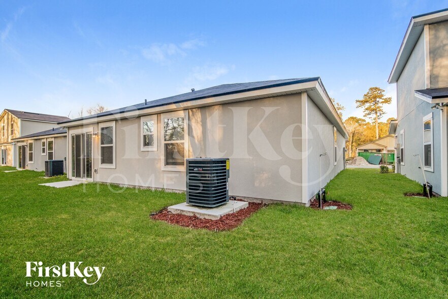 Building Photo - 11253 Margarets Landing Pl.