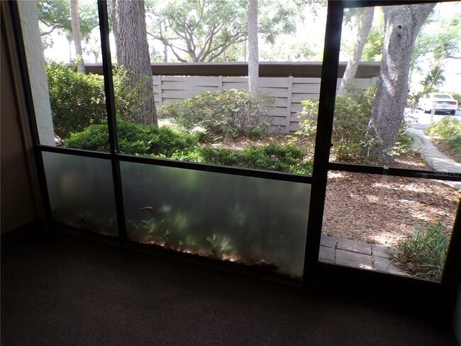 Building Photo - 622 Bird Bay Dr S