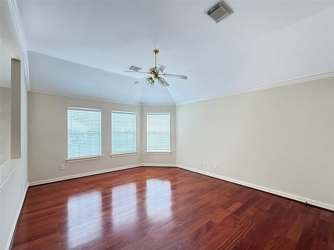 Building Photo - 4707 Gladesdale Park Ln