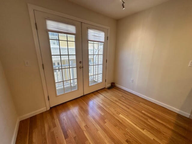 Building Photo - 47 Alder St