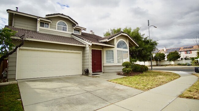 Building Photo - 1323 Chessington Dr