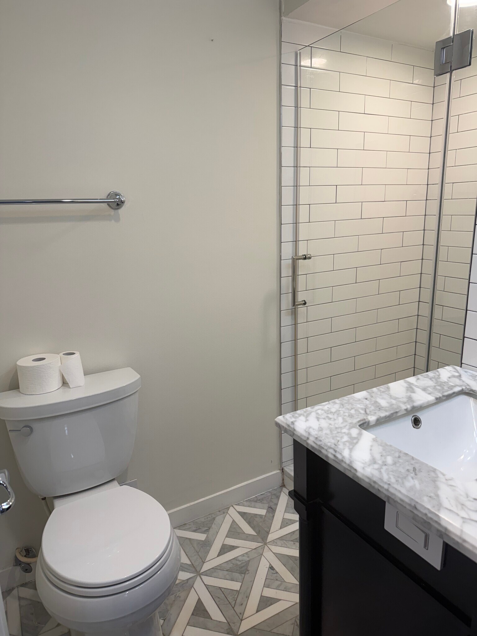 Building Photo - 1202 E Capitol St NE