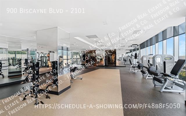 Building Photo - 900 Biscayne Blvd