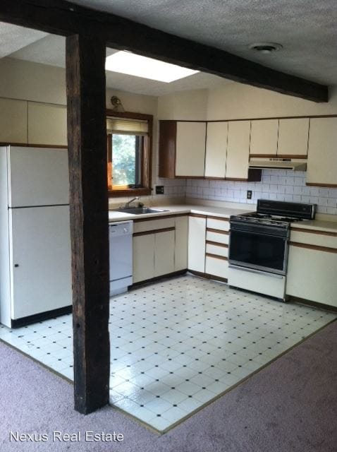 Building Photo - 5747 Holden St