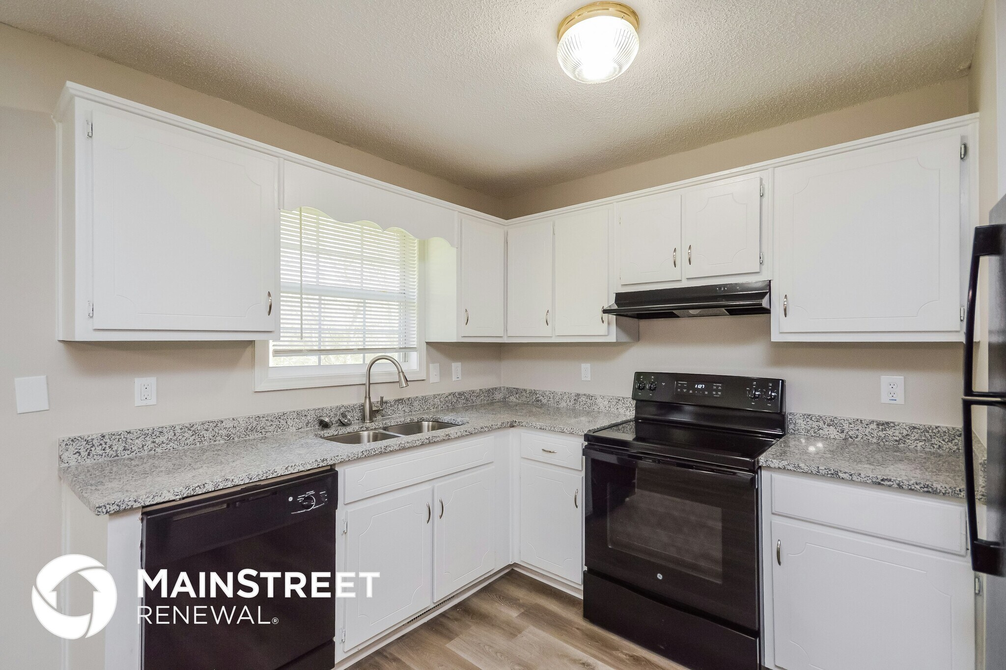 Building Photo - 10106 Stone St NW