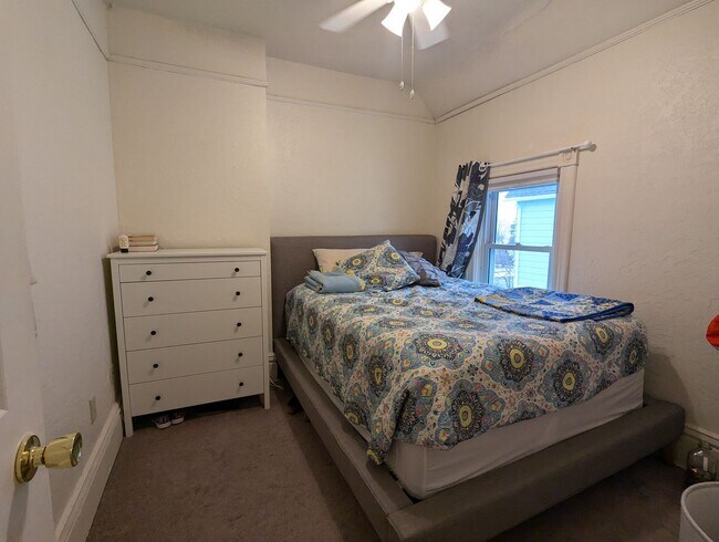 Building Photo - 5921 London Rd