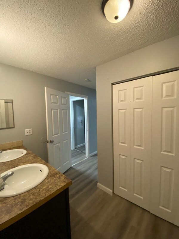 Building Photo - 181 Rebecca Ln