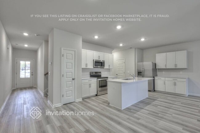 Building Photo - 1003 Legacy Ct