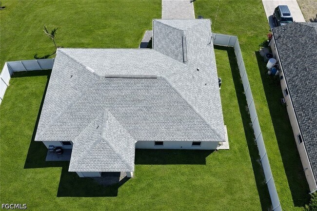 Building Photo - 315 NW 18th Terrace