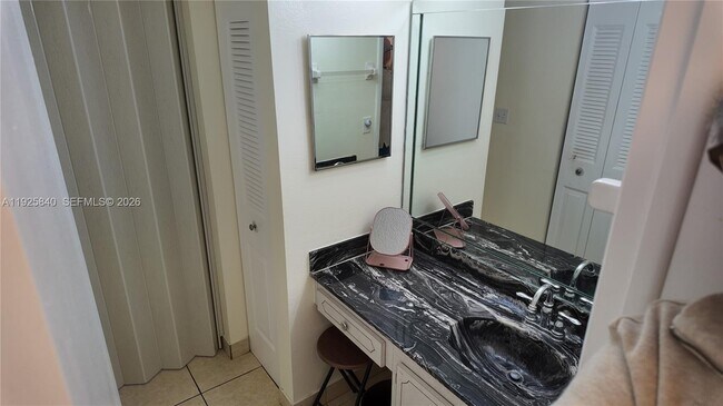 Building Photo - 5961 NW 61st Ave