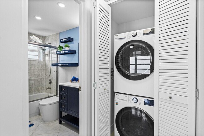 Building Photo - 1500 S Ocean Blvd