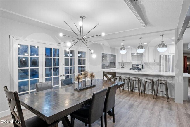 Building Photo - 6149 E Delcoa Ave