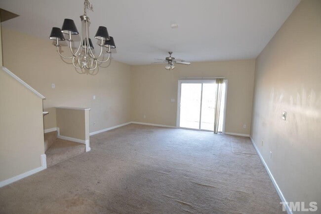Building Photo - 210 Montview Way