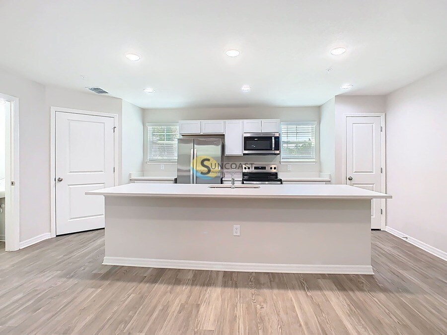 Building Photo - 3821 SW 43rd Ct