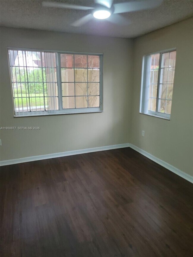 Building Photo - 4151 N Haverhill Rd